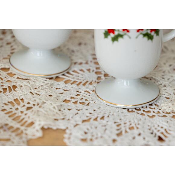 Set of 4 Vintage Irish Coffee Mugs - Christmas Holly & Berries with Gold Trim - Picture 7 of 7